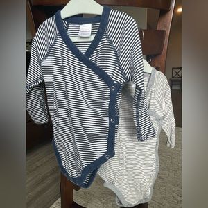 Hanna Andersson snap bottom long sleeve